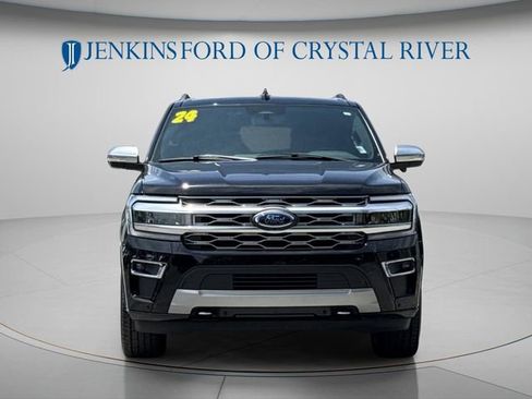 Used 2024 Ford Expedition Platinum AWD/4WD image 13