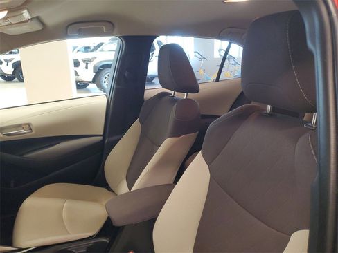 Used 2020 Toyota Corolla LE image 16