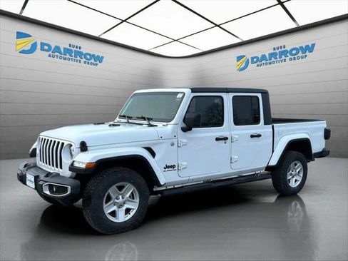 Certified 2021 Jeep Gladiator Sport AWD/4WD image 1