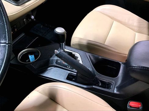 Used 2015 Toyota RAV4 Limited image 16