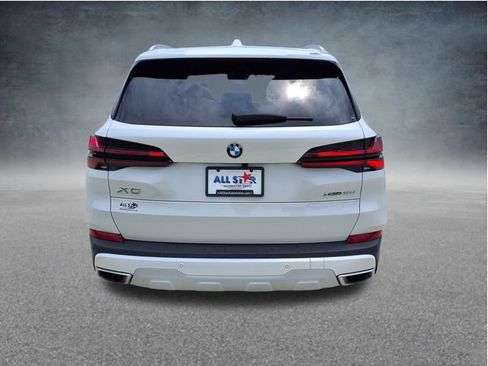 Used 2024 BMW X5 xDrive40i AWD/4WD image 7