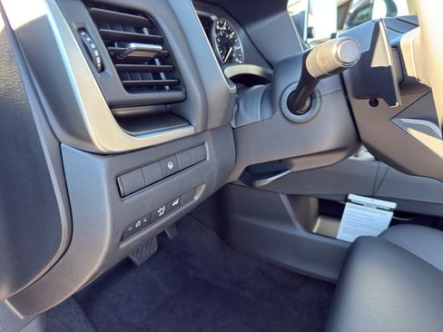 New 2026 Nissan Rogue SV w/ SV Premium Package image 14