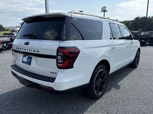 Used 2023 Ford Expedition Max Limited RWD image 7