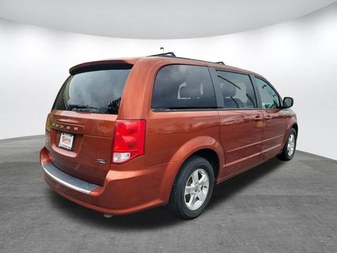 Used 2012 Dodge Grand Caravan SXT FWD image 22