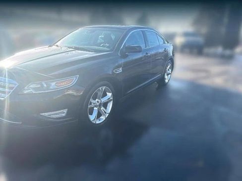 Used 2010 Ford Taurus SHO AWD/4WD image 3