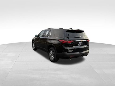 Used 2022 Chevrolet Traverse LT image 5