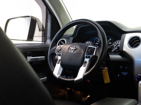 Used 2018 Toyota Tundra SR5 w/ TRD Off Road Package AWD/4WD image 28
