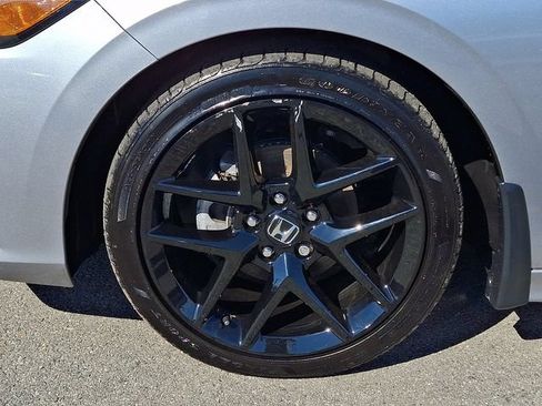 Used 2023 Honda Civic Sport image 8
