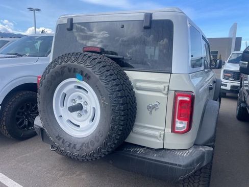 New 2026 Ford Bronco Heritage Edition image 4