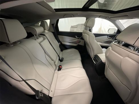 New 2026 Acura RDX SH-AWD w/ Advance Package image 23