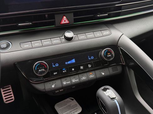 New 2026 Hyundai Elantra N FWD image 17