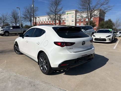 Used 2022 MAZDA MAZDA3 s image 5
