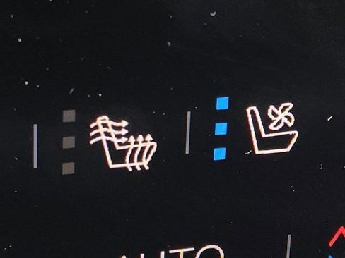 Used 2024 GMC Sierra EV Denali image 6