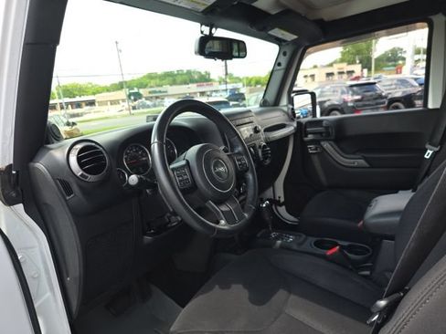 Used 2013 Jeep Wrangler Unlimited Sport AWD/4WD image 15