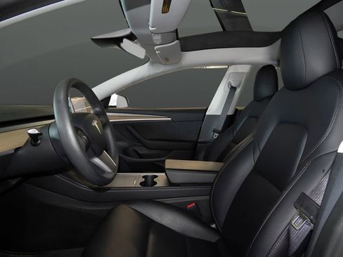Used 2022 Tesla Model 3 Long Range image 19