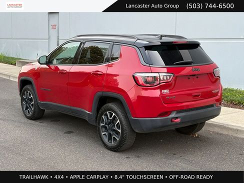 Used 2020 Jeep Compass Trailhawk AWD/4WD image 4