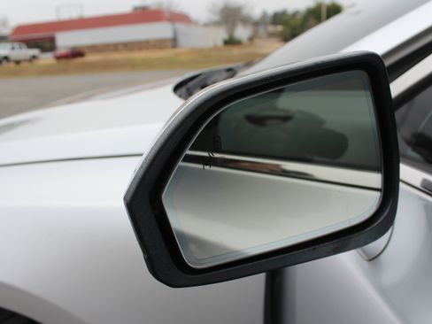 Used 2013 Lincoln MKZ Base image 3