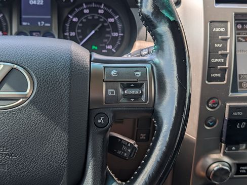 Used 2018 Lexus GX 460 Premium w/ Premium Package AWD/4WD image 25