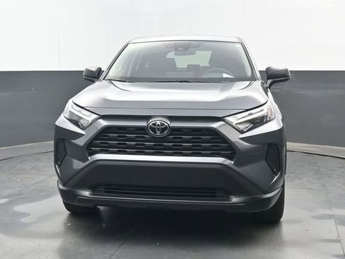 Used 2025 Toyota RAV4 LE FWD image 20