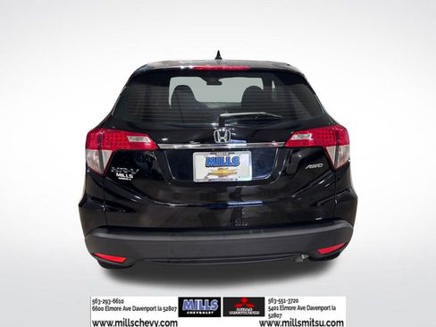 Used 2022 Honda HR-V LX image 6