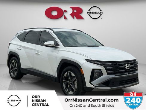 Used 2025 Hyundai Tucson SEL FWD image 3
