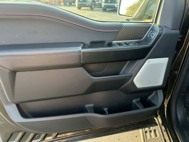 Used 2025 Ford F150 Raptor AWD/4WD image 18