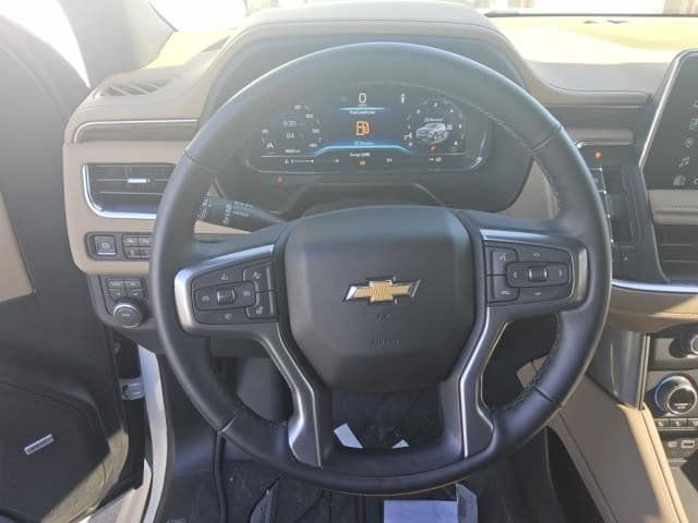 Used 2024 Chevrolet Tahoe Premier w/ Premium Package 2 AWD/4WD image 7