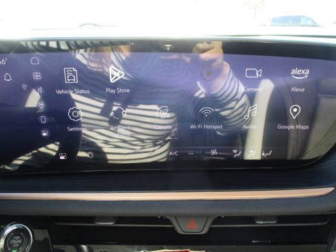 Used 2025 Buick Envision Sport Touring image 20