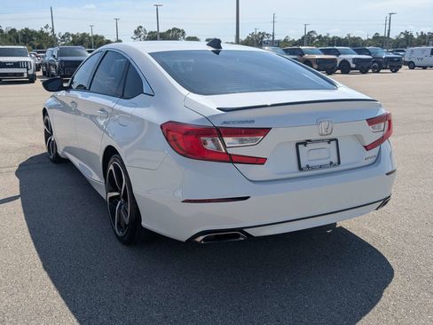 Used 2022 Honda Accord Sport image 7