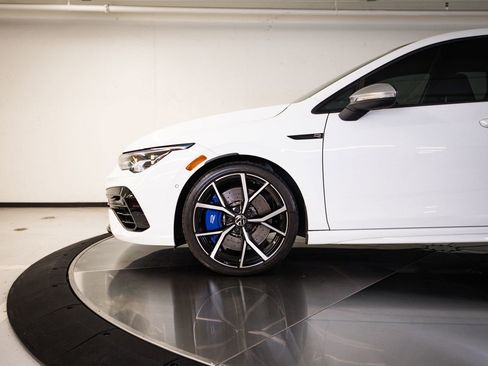 Used 2024 Volkswagen Golf R AWD/4WD image 11