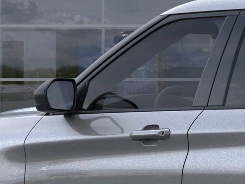 New 2026 Ford Explorer Active RWD image 20