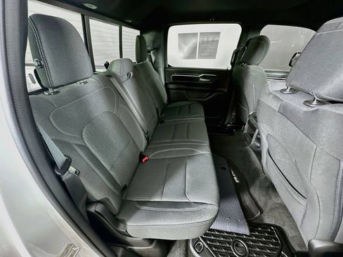 Certified 2024 RAM 1500 Big Horn AWD/4WD image 38
