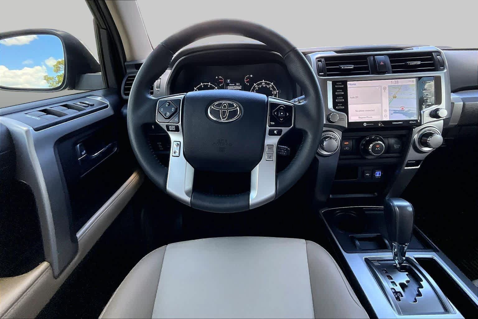 Used 2022 Toyota 4Runner SR5 Premium w/ Moonroof Package RWD image 6