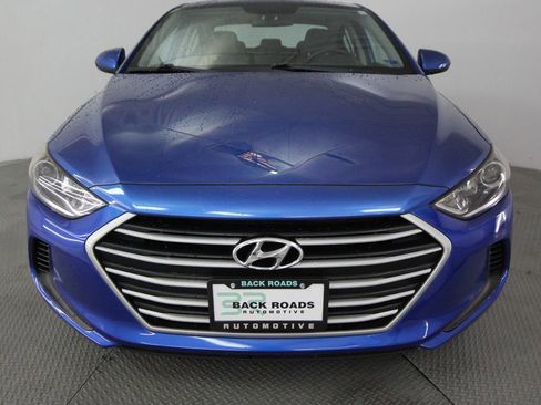 Used 2018 Hyundai Elantra SEL FWD image 2