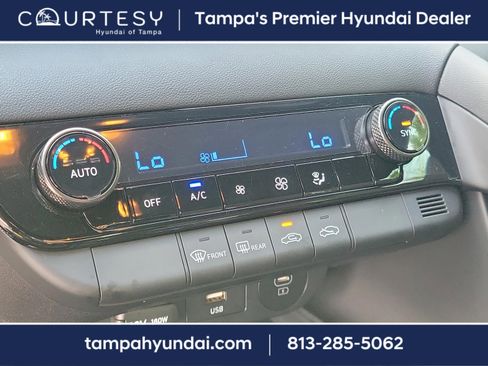 Certified 2025 Hyundai Elantra Sport image 19