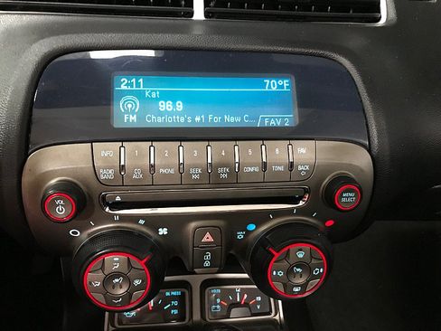 Used 2011 Chevrolet Camaro LT RWD image 31