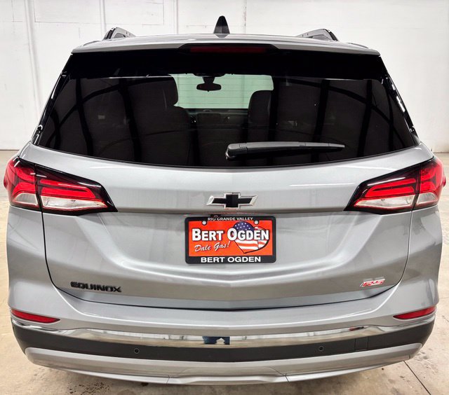 Used 2023 Chevrolet Equinox RS w/ RS Leather Package FWD image 5