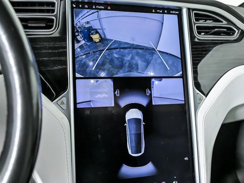 Used 2017 Tesla Model X 75D image 30