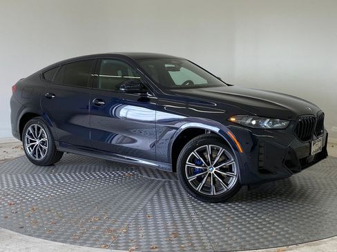 New 2026 BMW X6 xDrive40i w/ Climate Comfort Package image 6