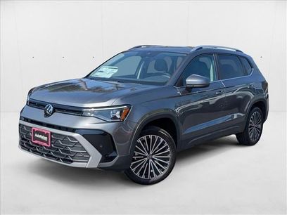 New 2025 Volkswagen Taos SE
