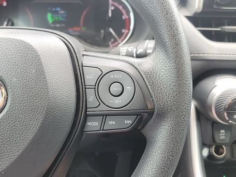 Certified 2025 Toyota RAV4 XLE w/ Convenience Package FWD image 27