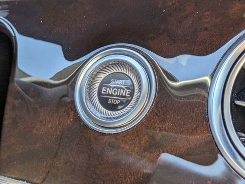 Used 2022 Mercedes-Benz E 450 4MATIC Sedan image 25