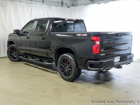 Used 2023 Chevrolet Silverado 1500 RST w/ Redline Edition AWD/4WD image 8
