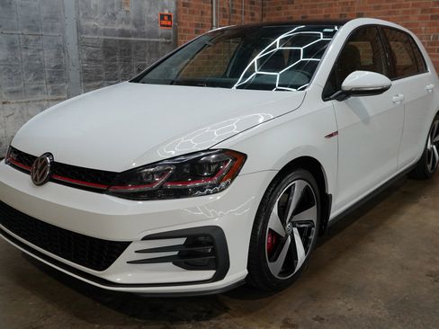 Used 2018 Volkswagen GTI SE w/ SE Leather Package FWD image 21