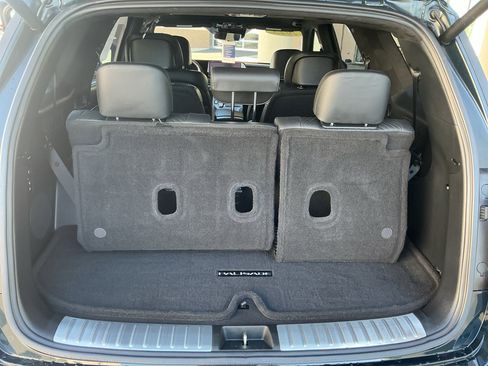 Used 2023 Hyundai Palisade Calligraphy image 17