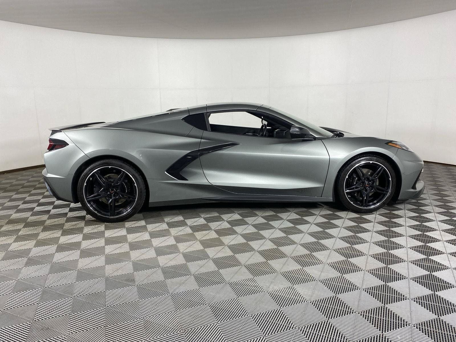 Used 2023 Chevrolet Corvette Stingray Preferred Cpe w/ Stealth Interior Trim Package RWD image 6