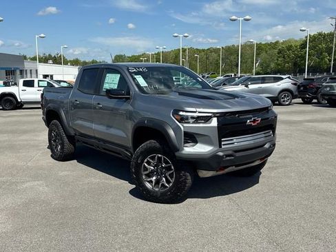 New 2026 Chevrolet Colorado ZR2 w/ Technology Package AWD/4WD image 2