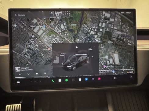 Used 2023 Tesla Model S Standard Range image 26