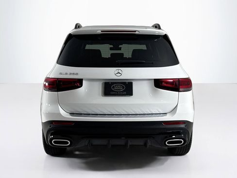 Used 2023 Mercedes-Benz GLB 250 image 4