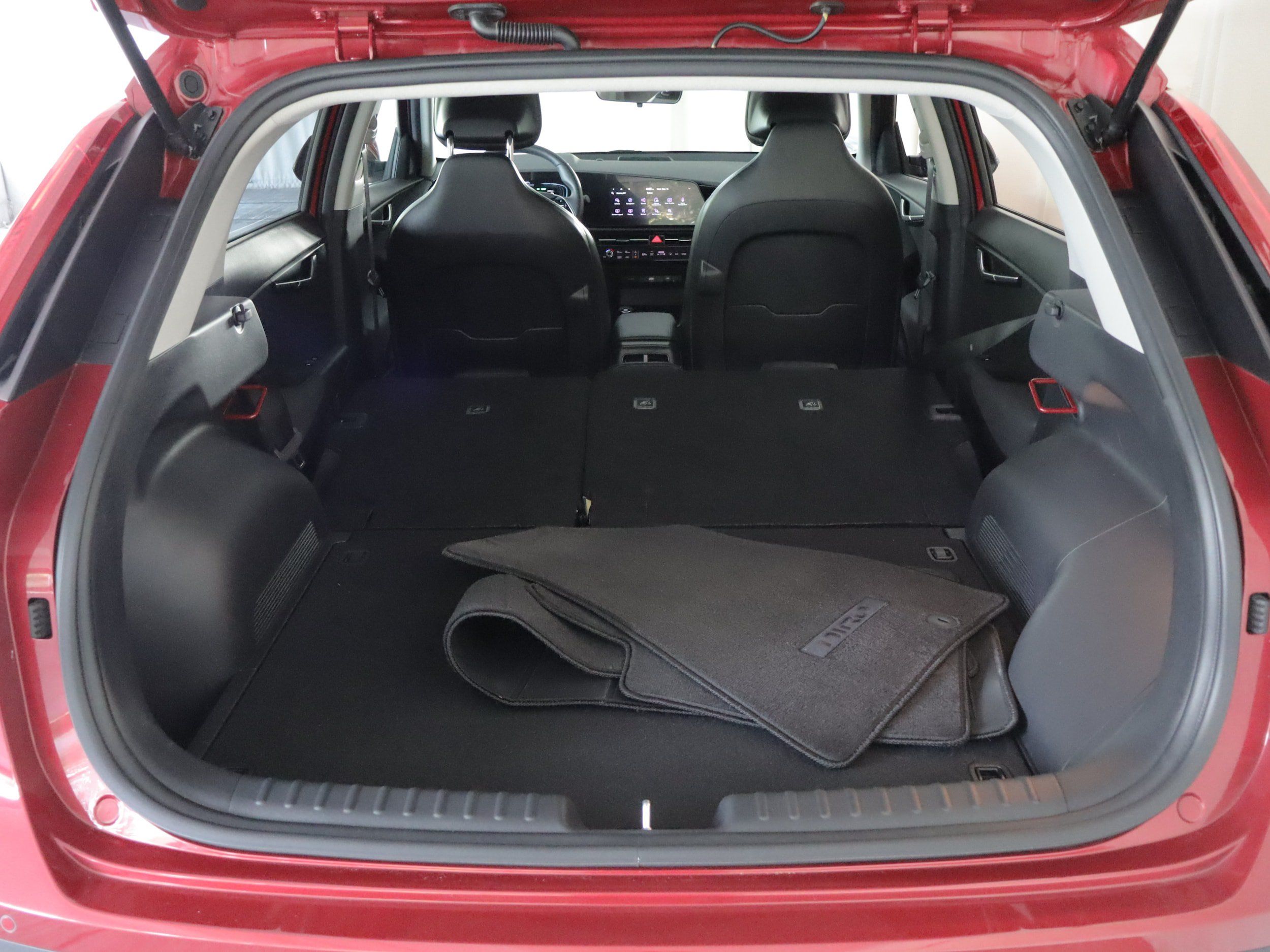 Used 2024 Kia Niro EX w/ EX Cold Weather Package FWD image 20